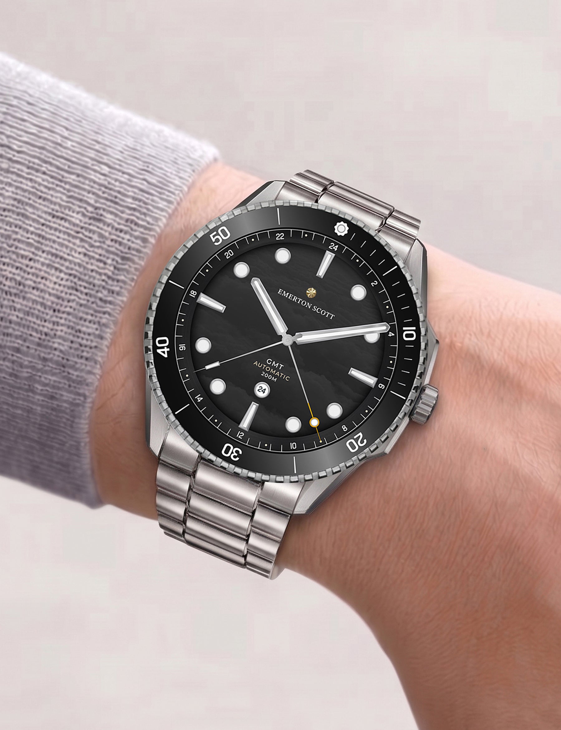 Masora GMT Timepiece in Eon Black