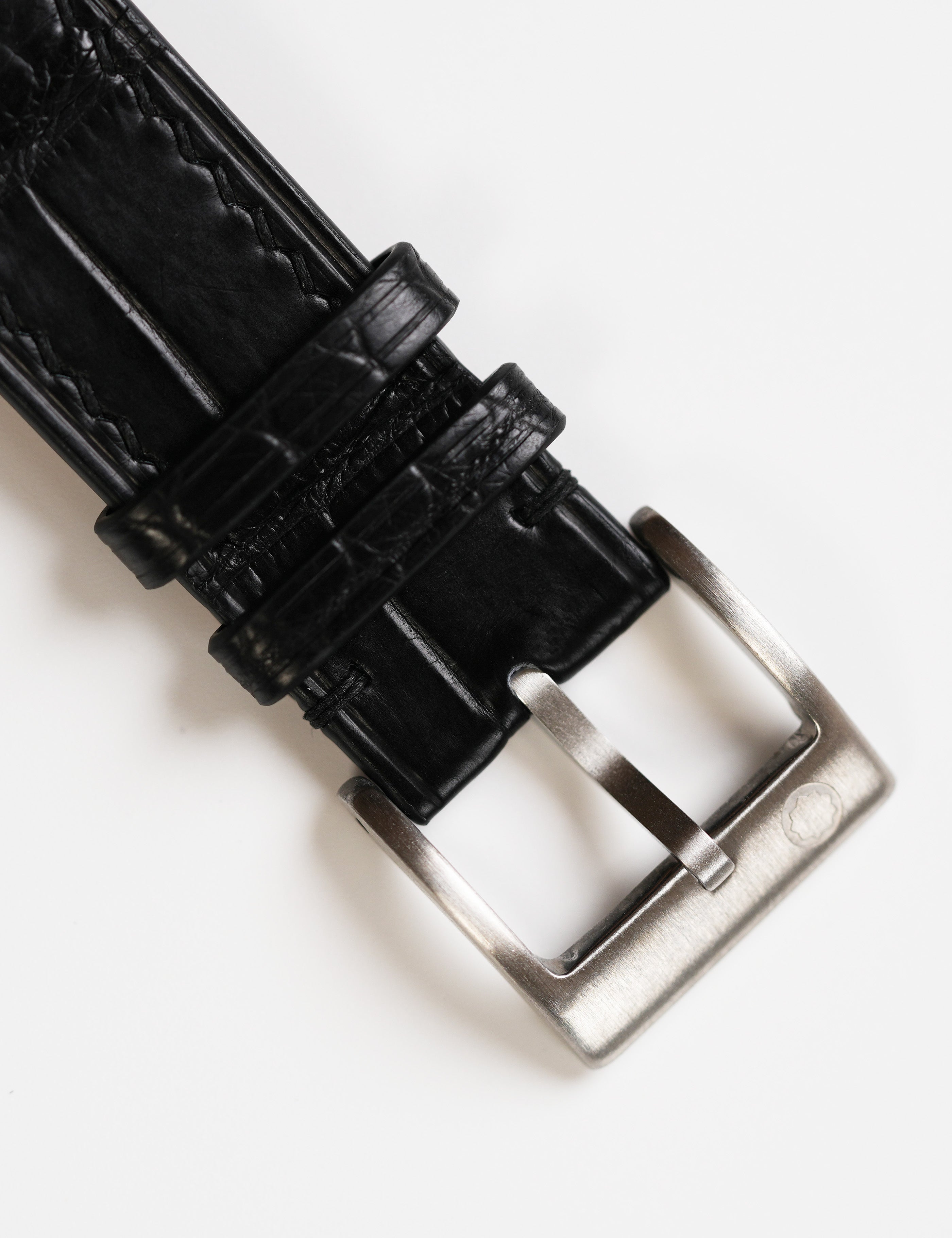 Apex Alligator Strap in Balsalt Black